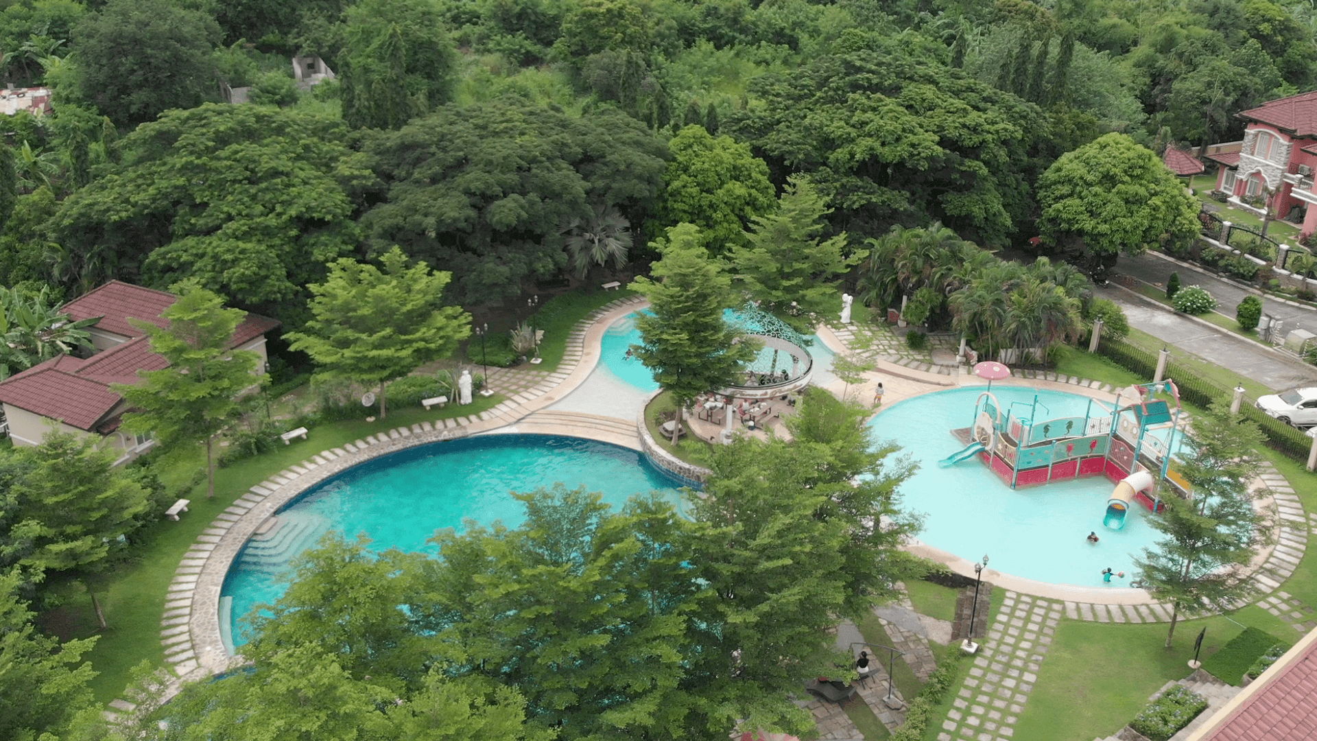 Portofino South · Lagoon Pools