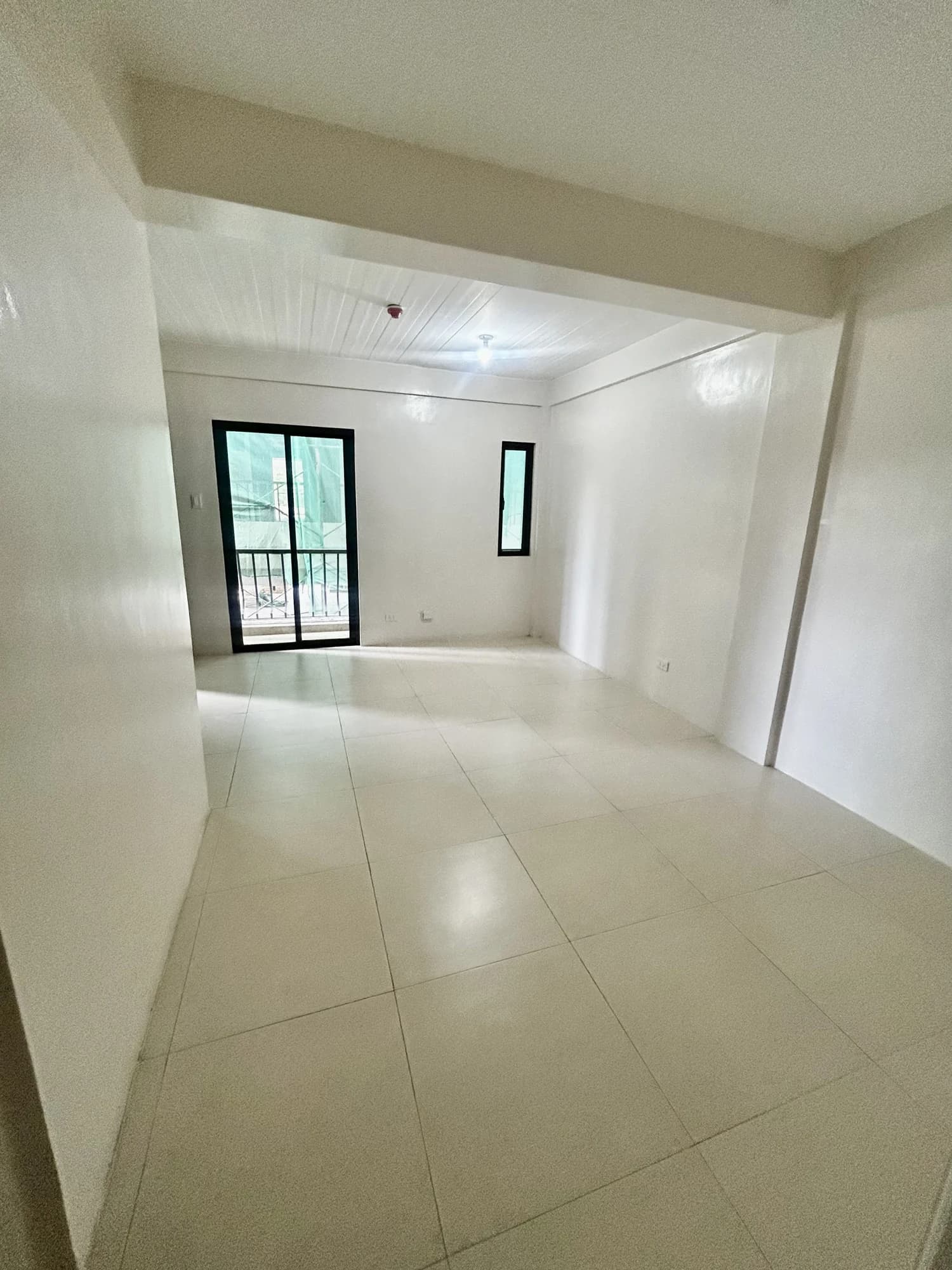 2 Bedroom w/ Balcony — Mansions at Pontevedra